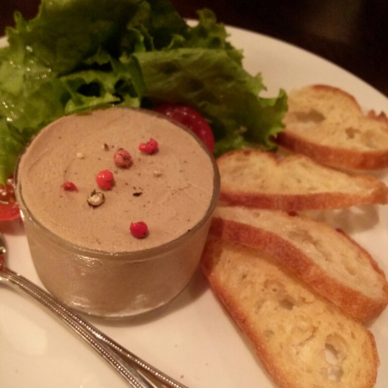 鶏白レバーのペースト　(ワイン厨房tamaya 田端店)