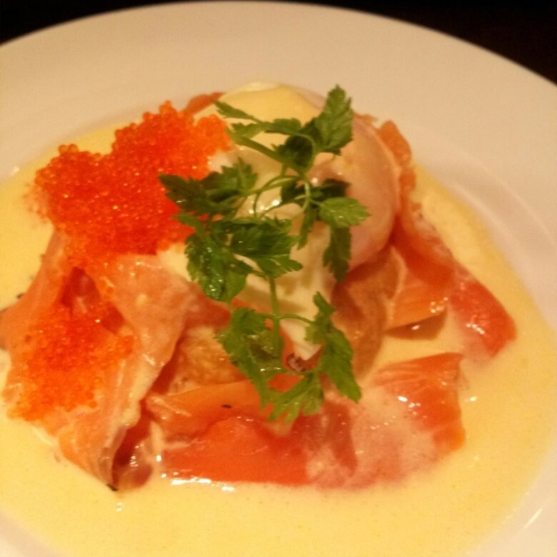 スモークサーモンとじゃがいものガレット(ワイン厨房tamaya 田端店)