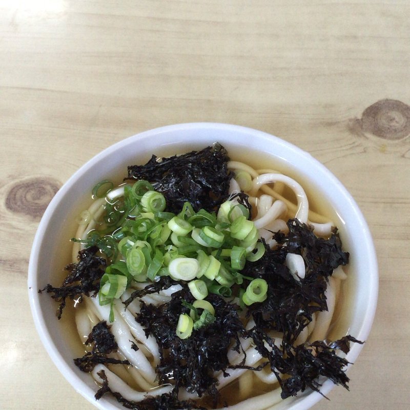 ひやかけうどん(勢野うどん （せのうどん）)