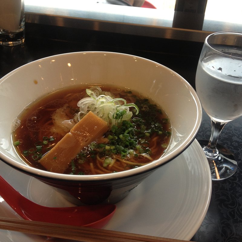 醤油らぁ麺(播磨坂 もりずみ )