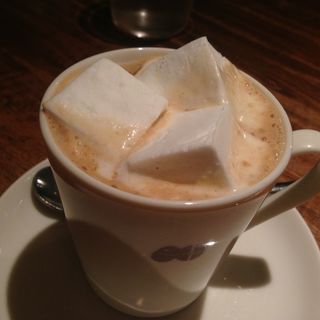 マシュマロッチーノ(カフエマメヒコ 三軒茶屋店)