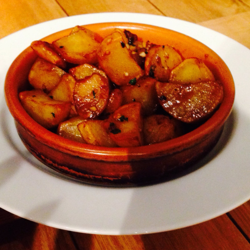 ごろごろ山盛りいもフライ(マルシェ・バトン （Marche' BATON）)