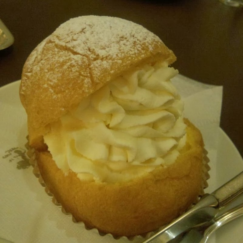 ダブルクリームシュークリーム(銀座ウエスト 銀座本店)