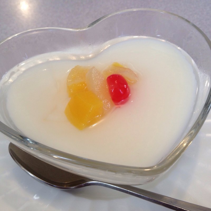 杏仁豆腐(幕張本郷チャイナハウス桂花楼)