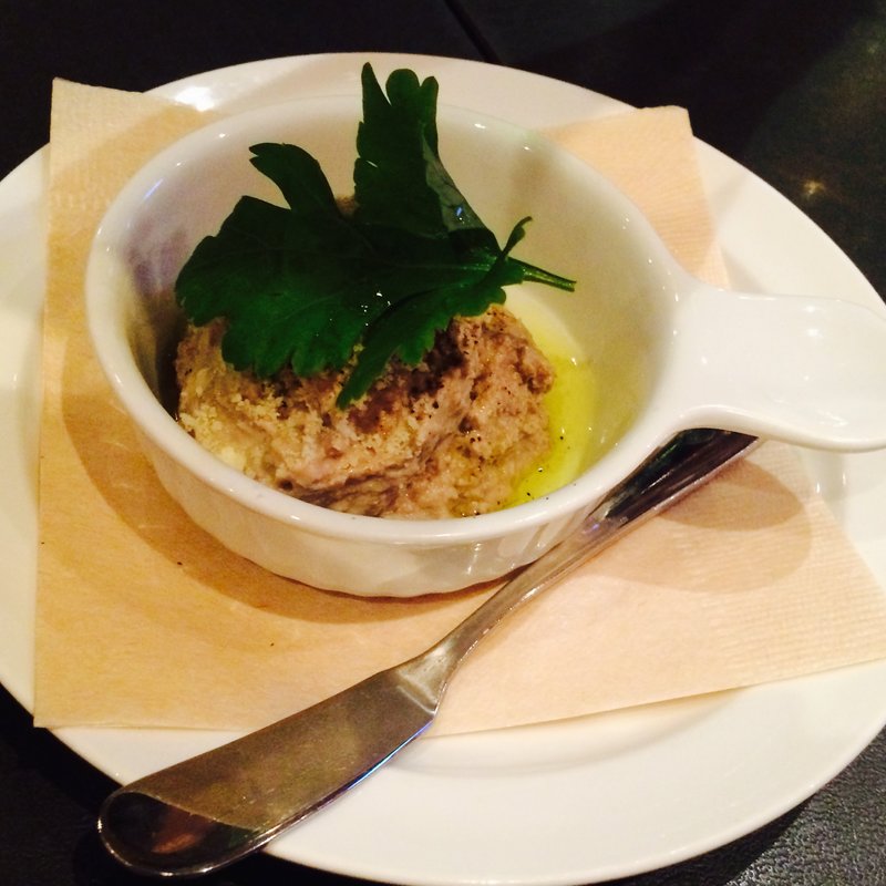 白レバーのムース(ビストロガブリ五反田店)