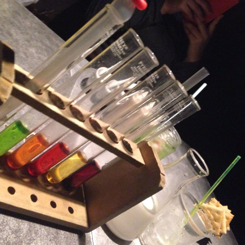 人体実験カクテルセット(ザ・ロックアップ 渋谷店 )