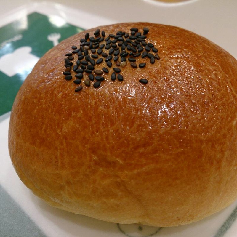 ブリオッシュあんぱん(パリクロアッサン 港北)