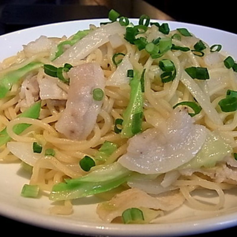 豚葱塩焼きそば(ブルーリリー青百合飯荘 六本木ヒルズ )