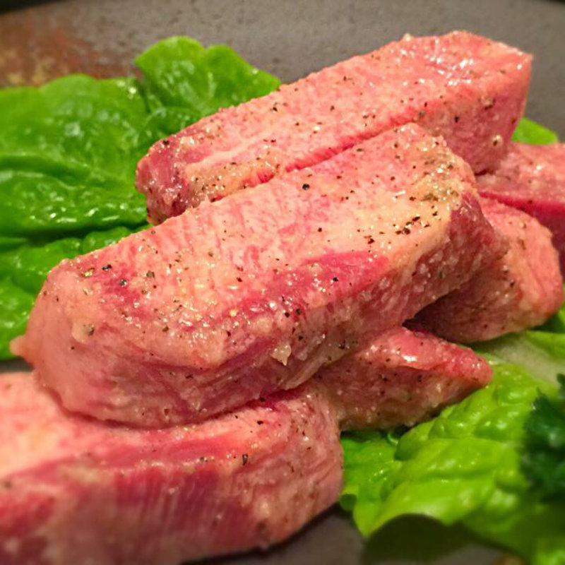 厚切り牛タン塩(焼肉レストラン すずらん)