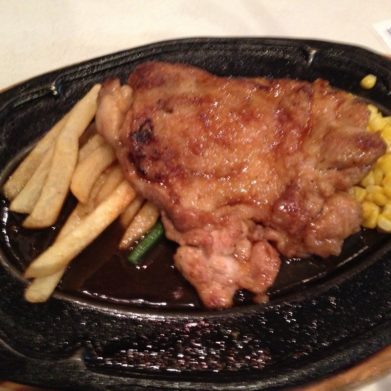 若鶏チキンソテー(レストランオオタニ )