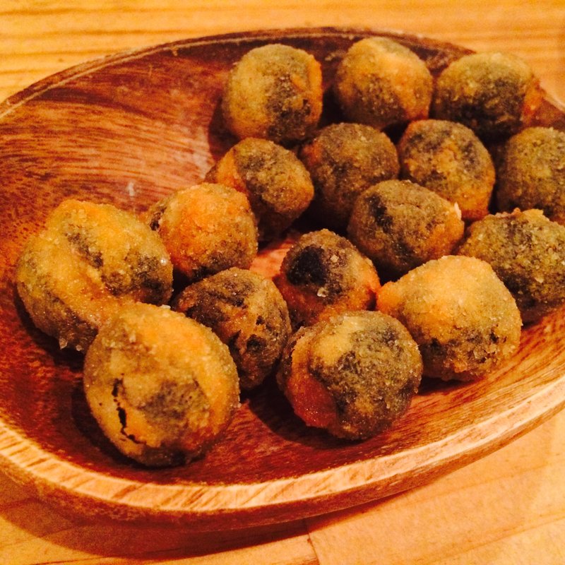 オリーブの肉詰めフリット(ピッツェリア ジターリア ダ フィリッポ)