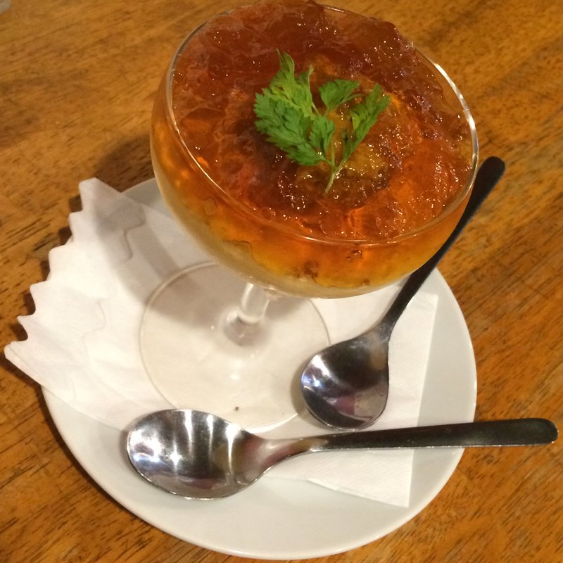 人参のムースとコンソメのジュレ　ウニのっけ(酒の大桝 kanda wine-kan )