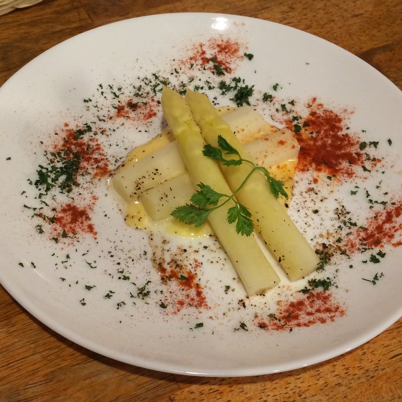 ゆであげホワイトアスパラ　マヨクリームソース(酒の大桝 kanda wine-kan )