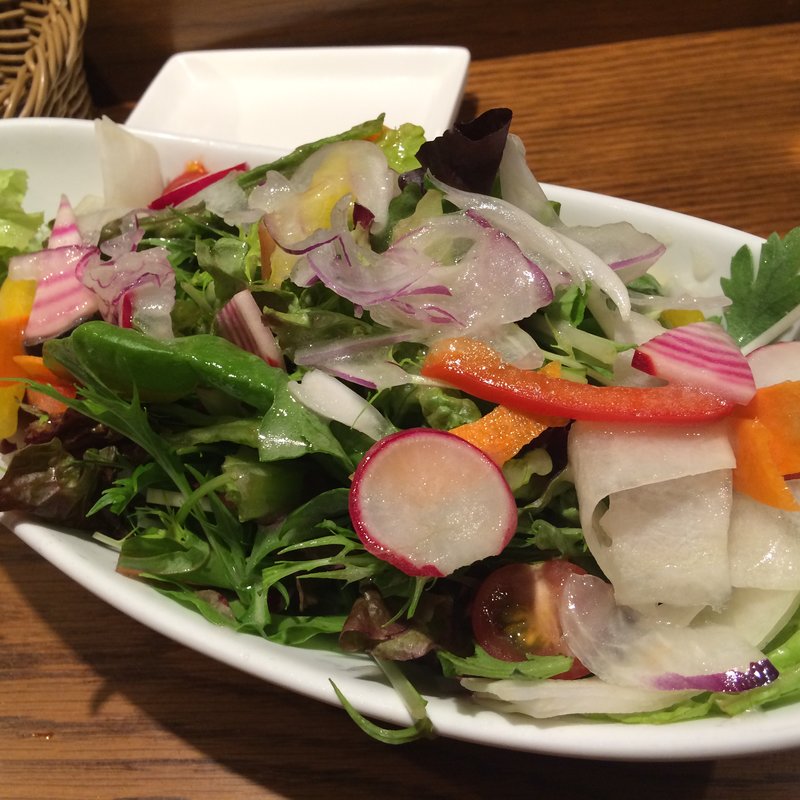 15品目野菜のミックスサラダ(BOSSO 窯焼きピザとワインの店)