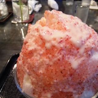 かき氷　いちごみるく(古の花 （いっぷく処　古の花）)