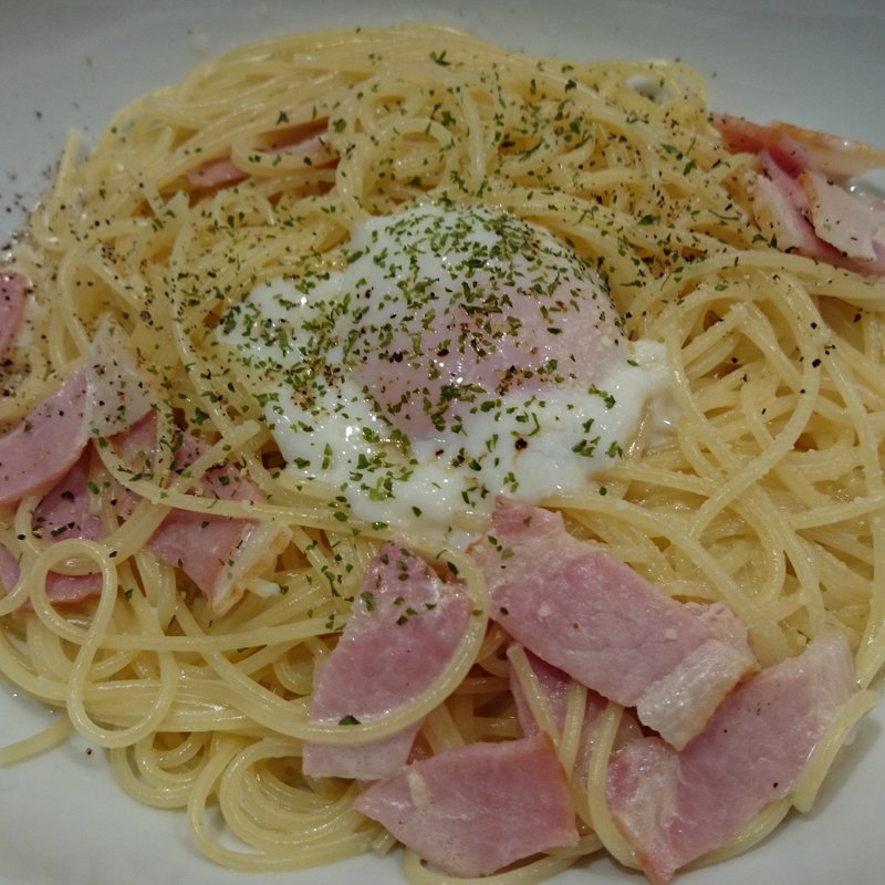 半熟卵のSOYカルボナーラパスタ(トラベルカフェ イオンモール大阪ドームシティ店)