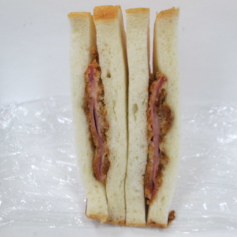 ハムカツサンド	(パン家のどん助)