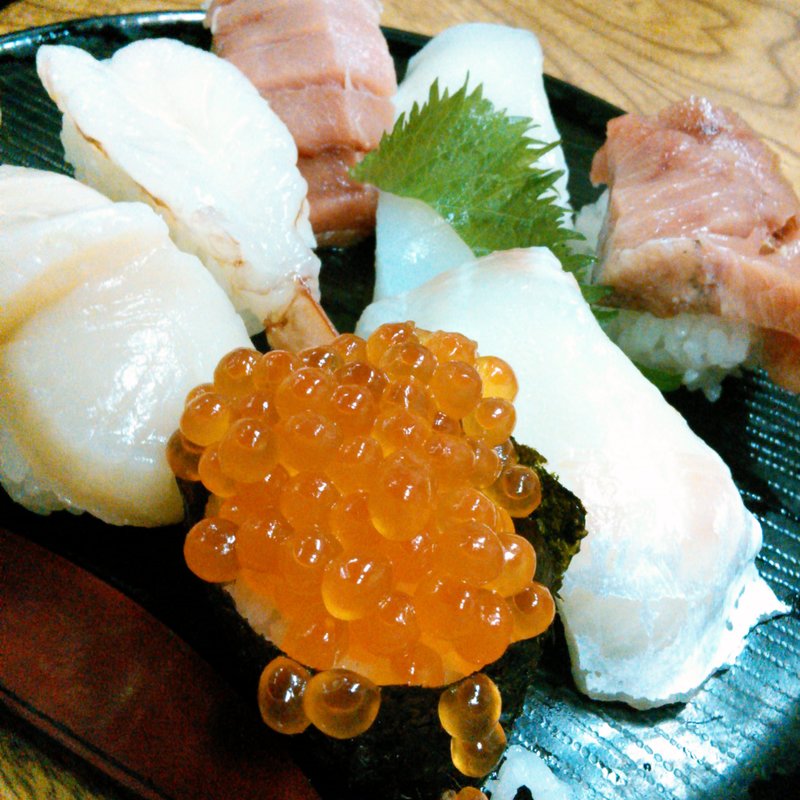 お任せにぎり(銀ちゃん食堂)