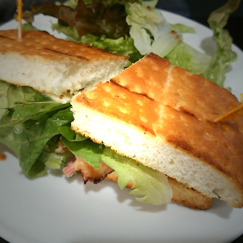 ハニーハムサンドイッチ(アイランド ヴィンテージ コーヒー 表参道店)