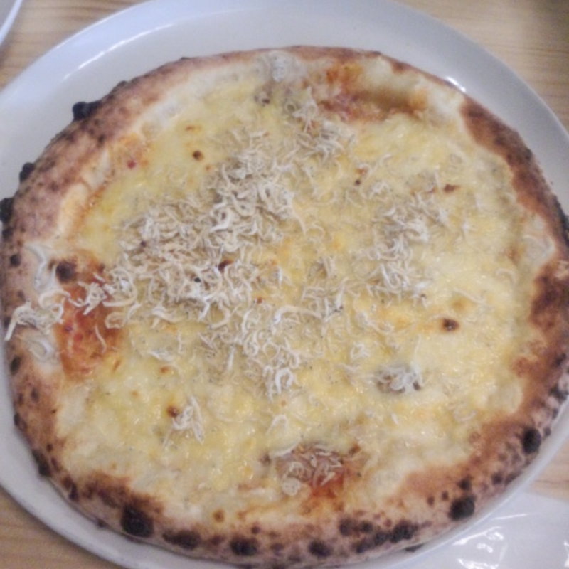 しらすのピザ(村のピザ屋 カンパーニャ)