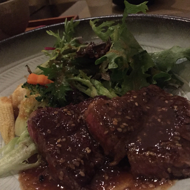 Wagu steak with miso or ponzu sauce(mino)