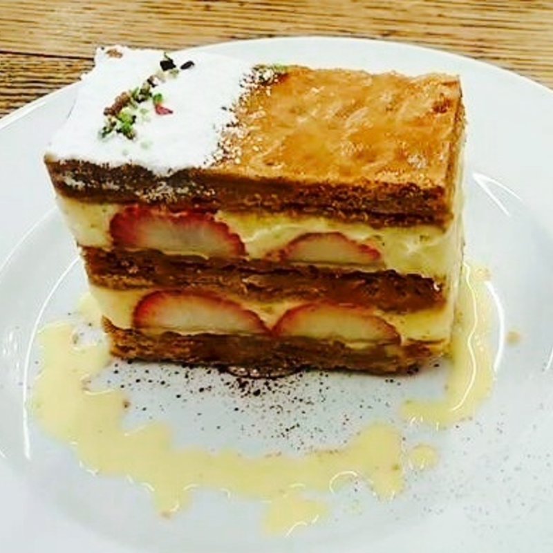 ミルフィーユ・バナーヌ(パティスリーモンプリュ)