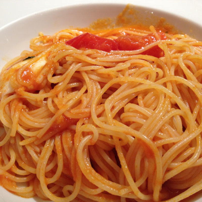 モッツアレラとトマトのパスタ(HARBS(ハーブス) アトレ吉祥寺店)