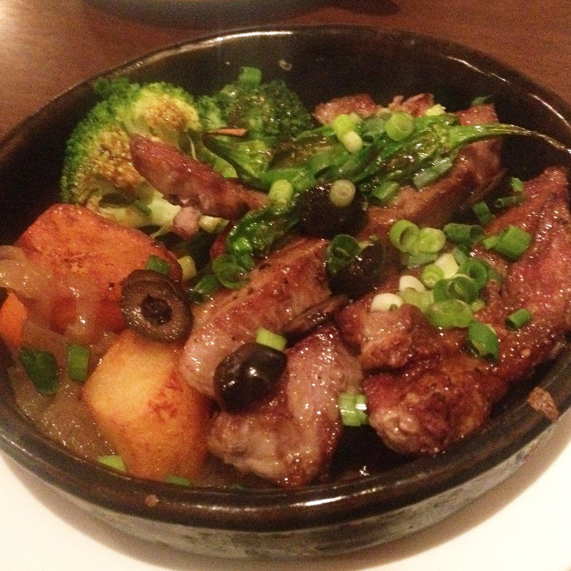 イベリコ豚の鉄板焼きカタルーニャ風ソース エル・パストール(回し寿司活 目黒店)