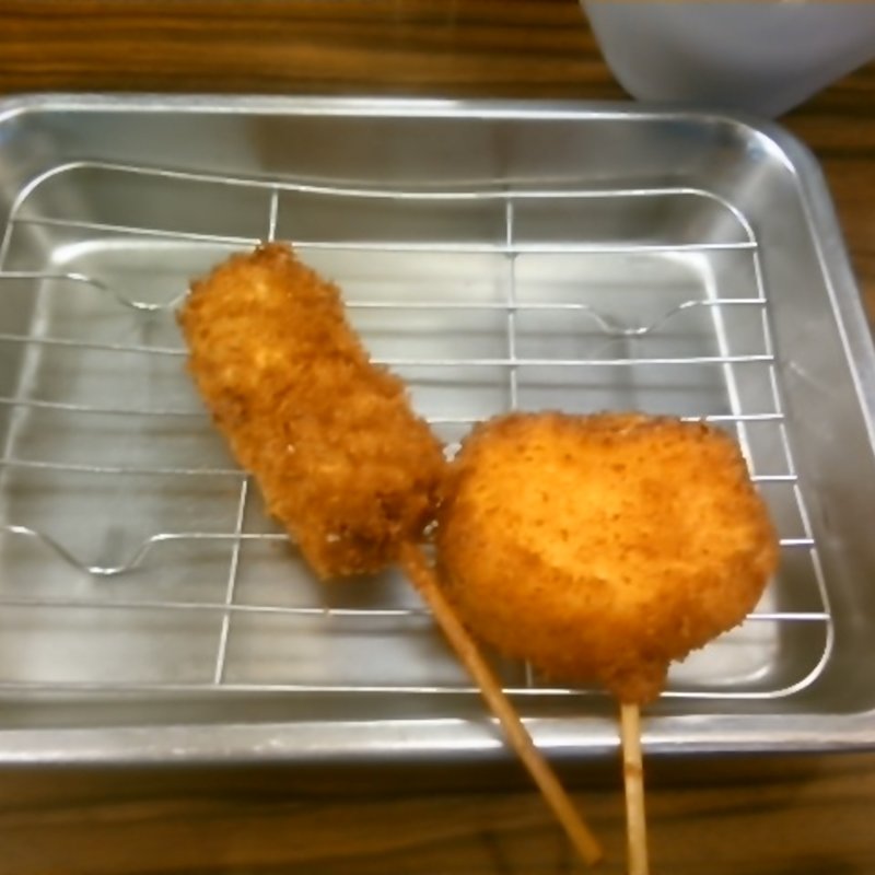 えぇ牛肉と玉ねぎ(串カツさくら 本店 難波 なんばの串カツ)