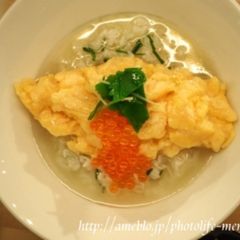  焼き鮭といくらの親子だし茶漬け(おぼんdeごはん 新宿ミロード店 )