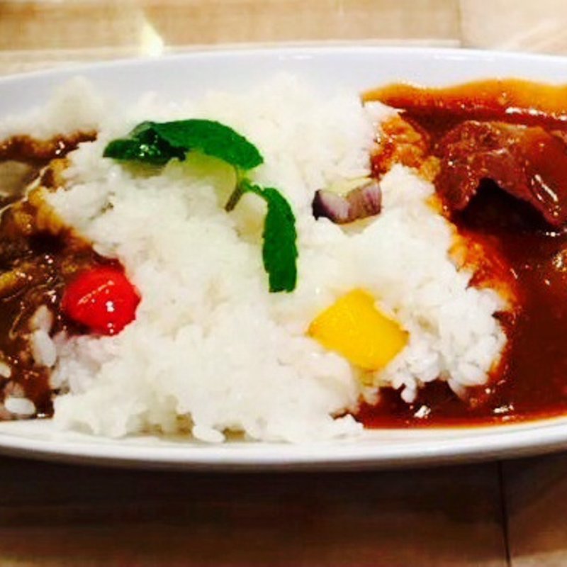 2色カレー(サンマルコ 三宮ＯＰＡ店 )