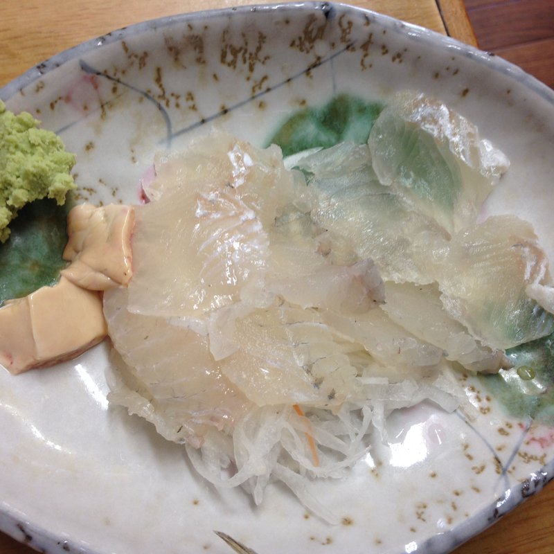 カレイのお刺身(味美食堂)