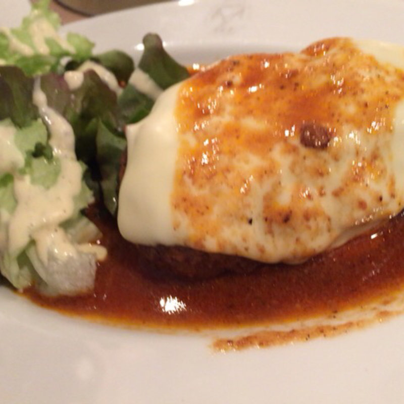 煮込みハンバーグランチ(焼肉の清香園)