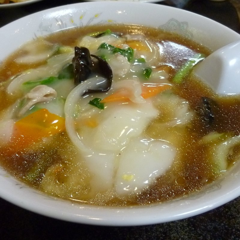 ワンタンメン(萬楽飯店 （マンラクハンテン）)