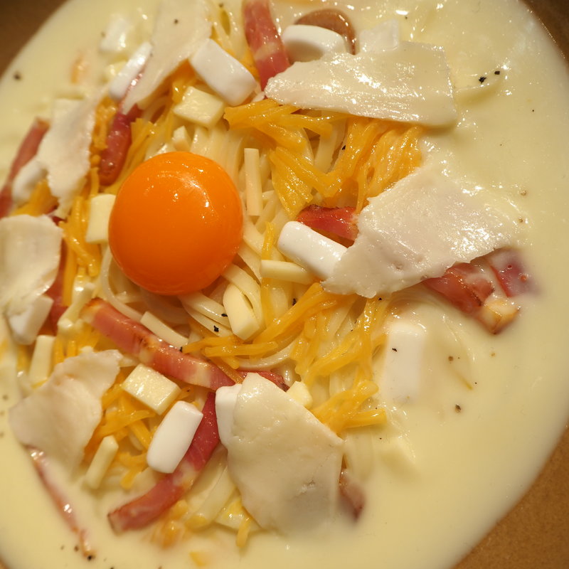 とろける7種のチーズのカルボ(生パスタ専門店SPALA さいたま新都心店)