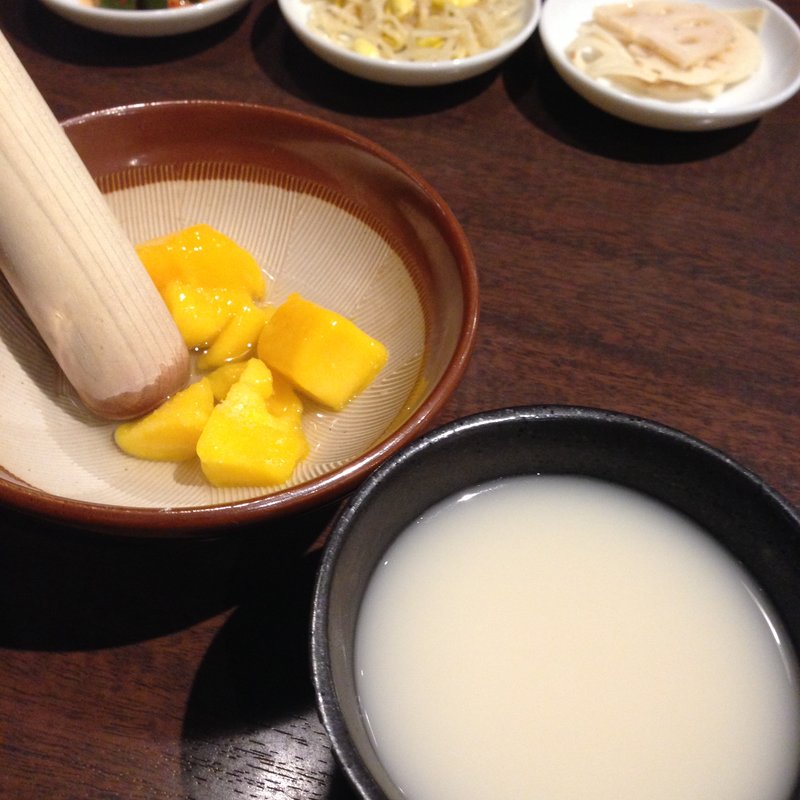 すりばちマッコリマンゴー(まだん 三宮店 )