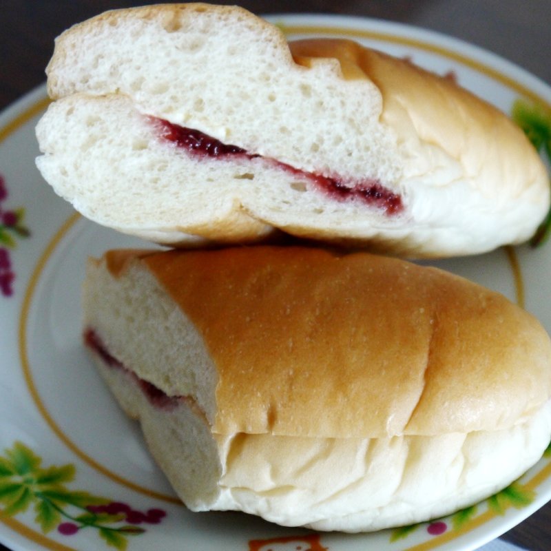 コッペパン（ジャム＆マーガリン）(パンドクルー)