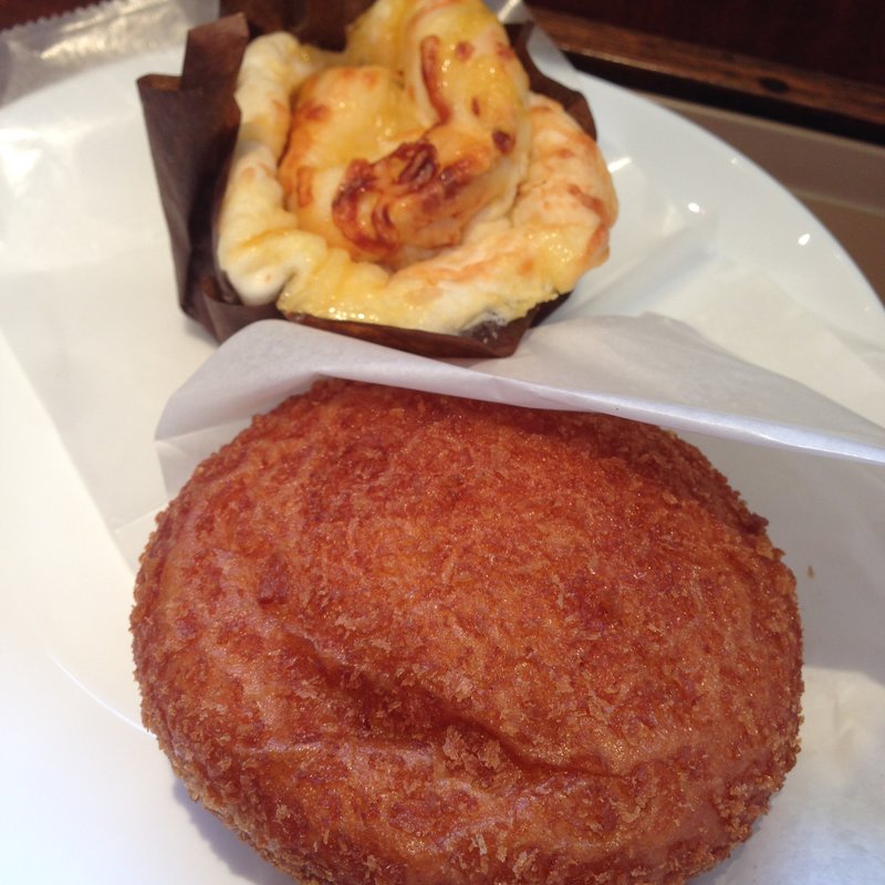 カレーパン・ハニーチキンロール(サンエトワール 舞子店)