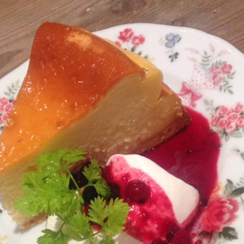 チーズケーキ(Shinzi Katoh Cafe Dining シンジ カトウ カフェ ダイニング)