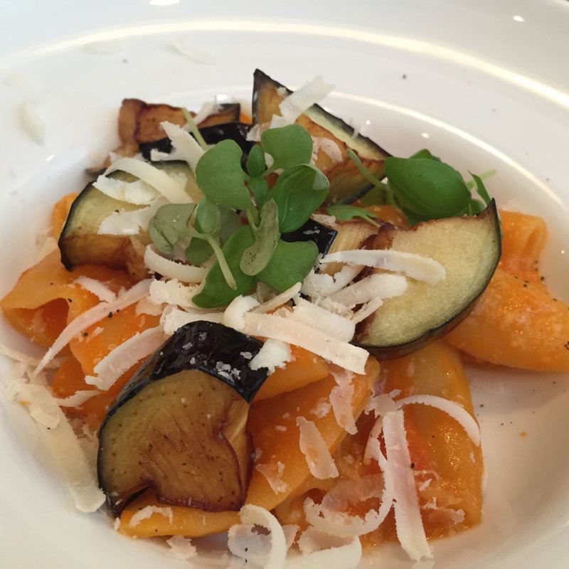 揚げナスとトマトのパスタ(ダニーノ)