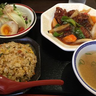 酢豚+ﾔｷﾒｼｾｯﾄ(三笠)