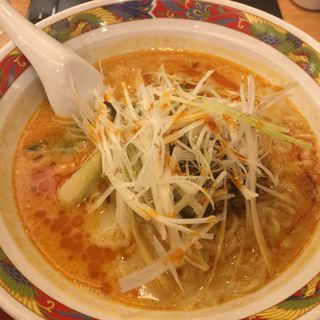 坦々麺(中央軒 なんばウォーク東店 （チュウオウケン）)