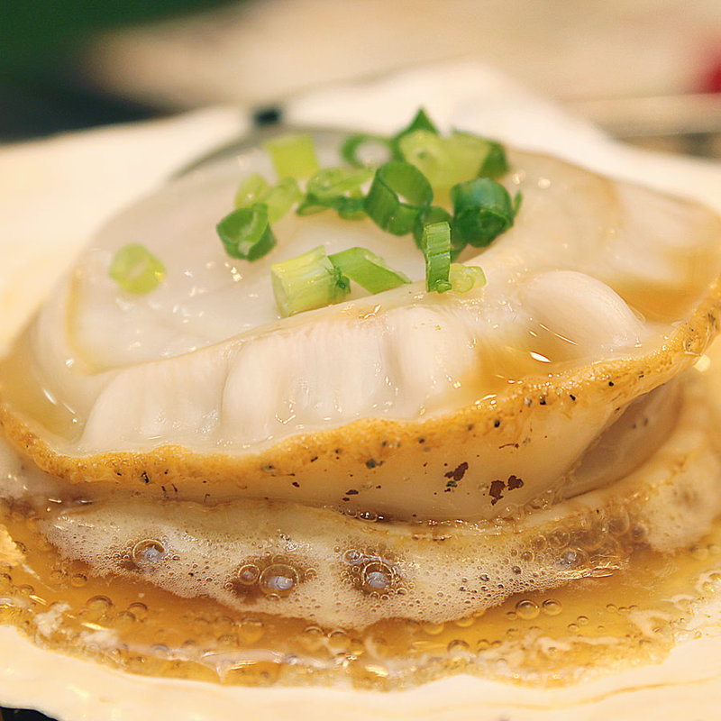 活ホタテ(A’ BBQ 小岩店 （エー　バーベキュー コイワテン）)