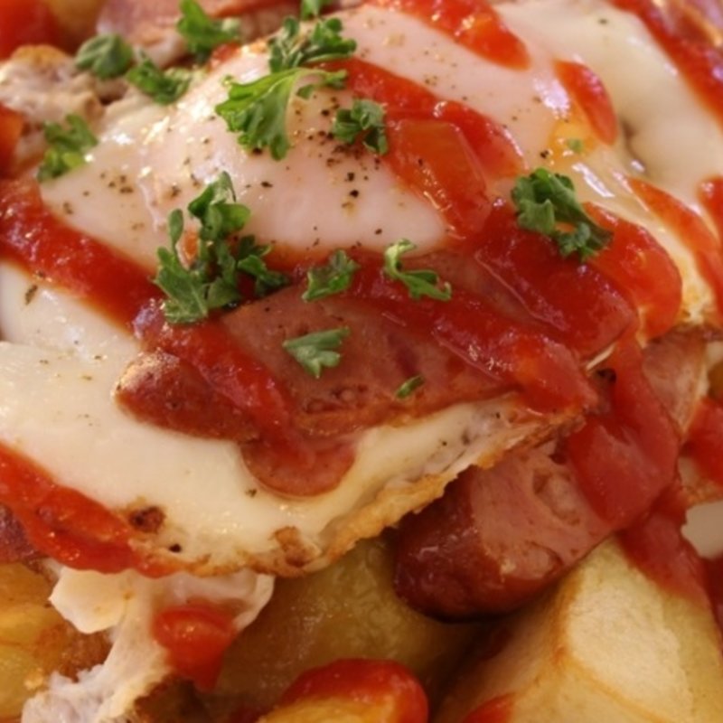 スペイン風ポテトフライ(バルマル・エスパーニャ 松戸駅前店 （BAR MAR ESPana）)