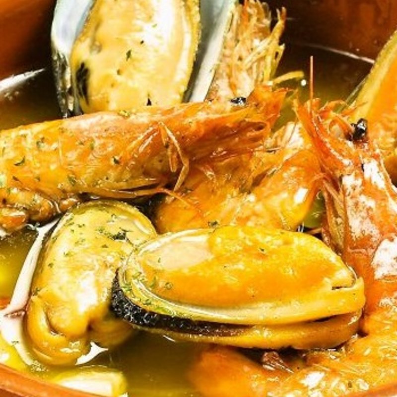 アヒージョ(バー ディオベスティア （bar dio bestia）)