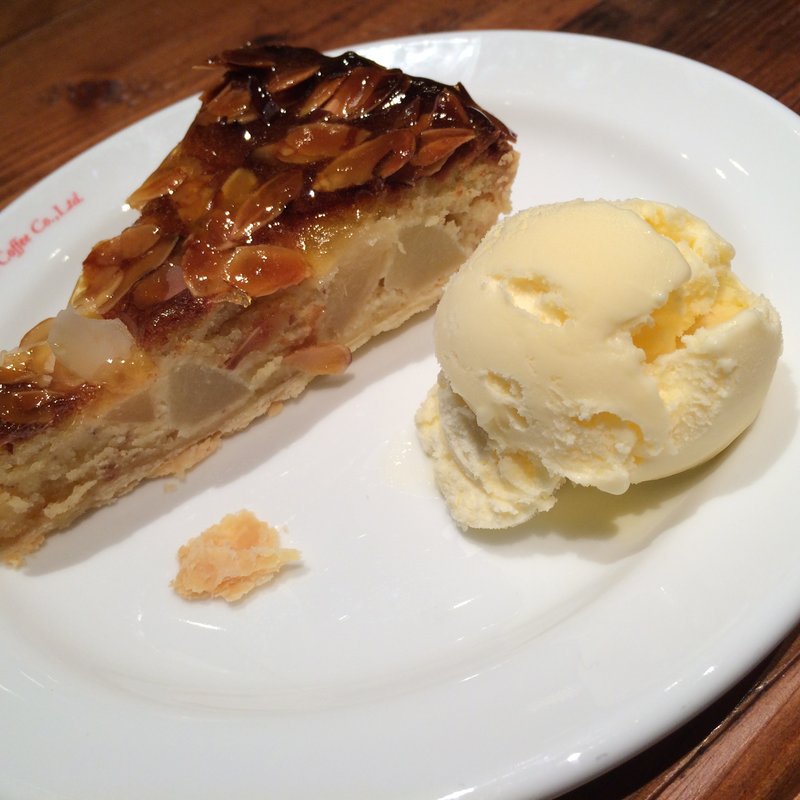 洋梨のタルト(カフェ コクテル堂 横浜みなとみらい店)