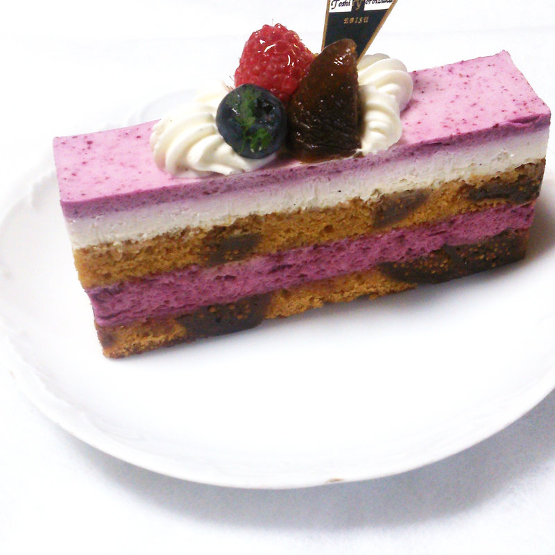 カシス(トシ・ヨロイヅカ)