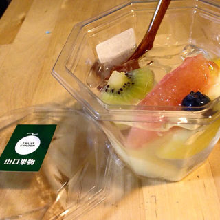 フルーツゼリー(山口果物 （ヤマグチクダモノ）)