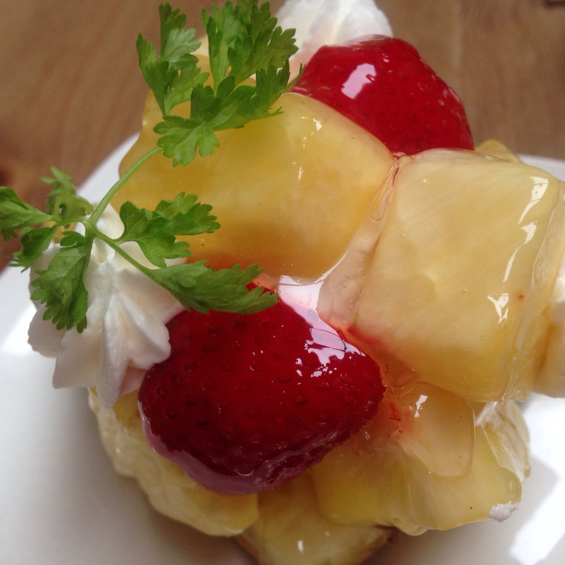 パイナップルのケーキ(カフェ ド ガモヨン （café de GAMOYON）)