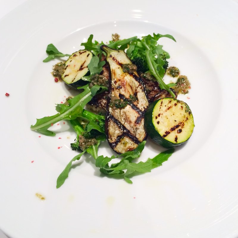 本日のお魚と野菜のグリル　香草風味のアンチョビのソースで(BIANCA （ビアンカ）)